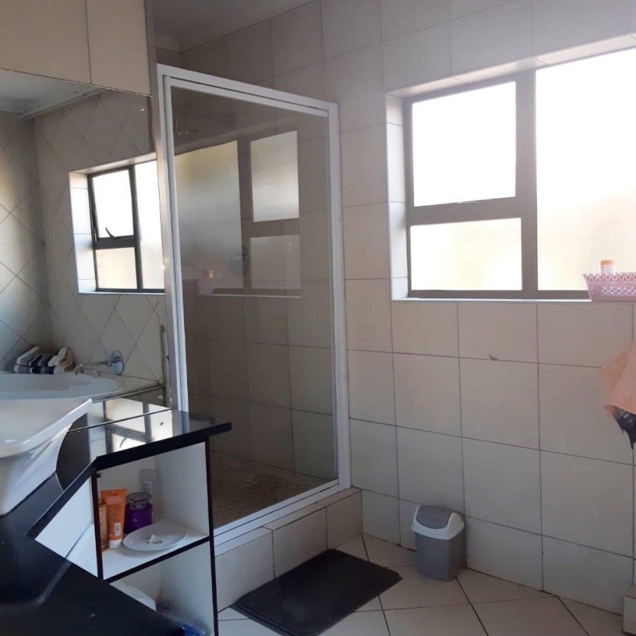 To Let 4 Bedroom Property for Rent in Dan Pienaar Free State